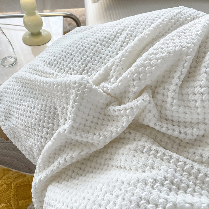 91家纺网 家纺一手货源 找家纺 雅诗帛 冬季加绒四件套云朵绒法莱绒牛奶绒雕花绒水晶绒塔芙绒毛毯学生宿舍保暖加绒加厚珊瑚绒双面绒 姜黄