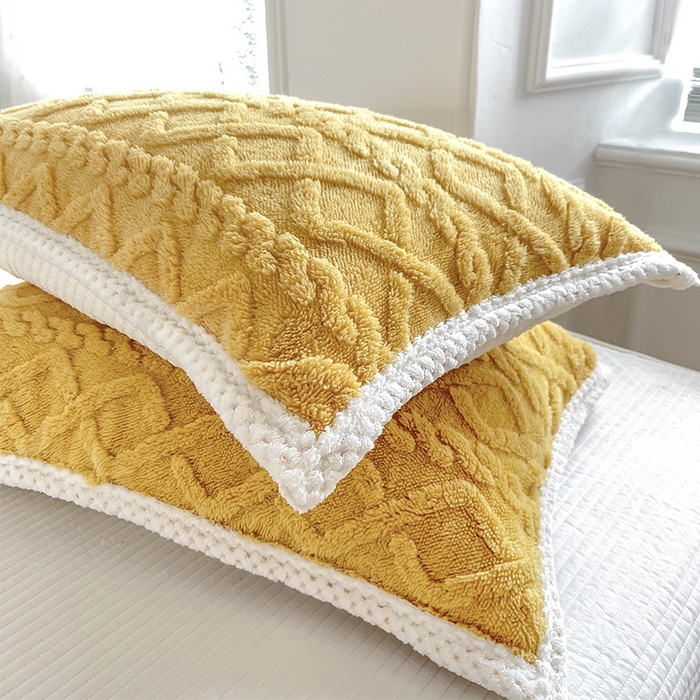 91家纺网 家纺一手货源 找家纺 雅诗帛 冬季加绒四件套云朵绒法莱绒牛奶绒雕花绒水晶绒塔芙绒毛毯学生宿舍保暖加绒加厚珊瑚绒双面绒 姜黄