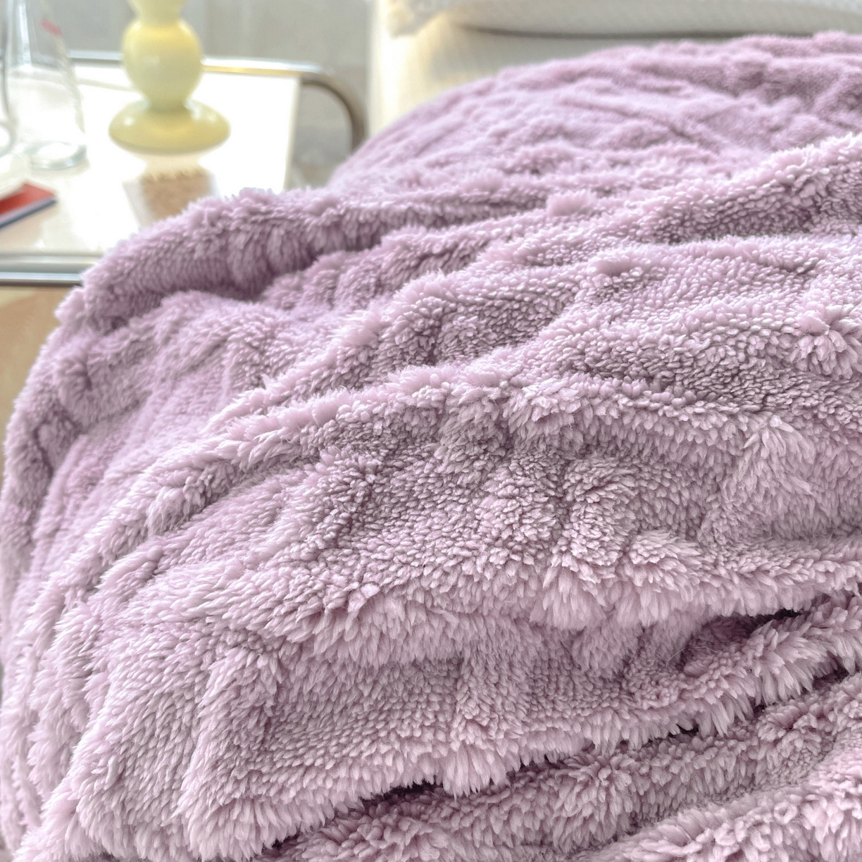 91家纺网 家纺一手货源 找家纺 雅诗帛 冬季加绒四件套云朵绒法莱绒牛奶绒雕花绒水晶绒塔芙绒毛毯学生宿舍保暖加绒加厚珊瑚绒双面绒 芋紫