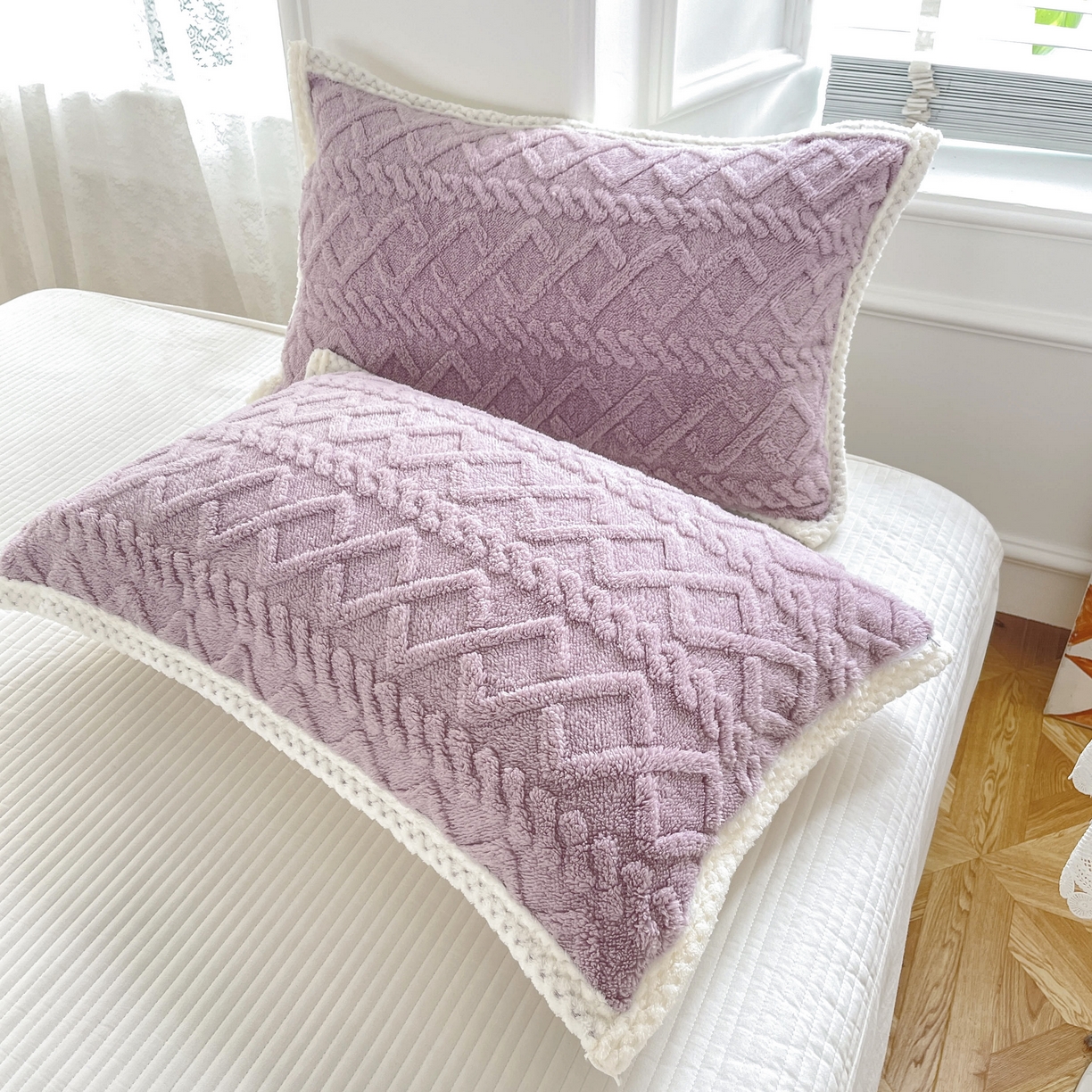 91家纺网 家纺一手货源 找家纺 雅诗帛 冬季加绒四件套云朵绒法莱绒牛奶绒雕花绒水晶绒塔芙绒毛毯学生宿舍保暖加绒加厚珊瑚绒双面绒 芋紫