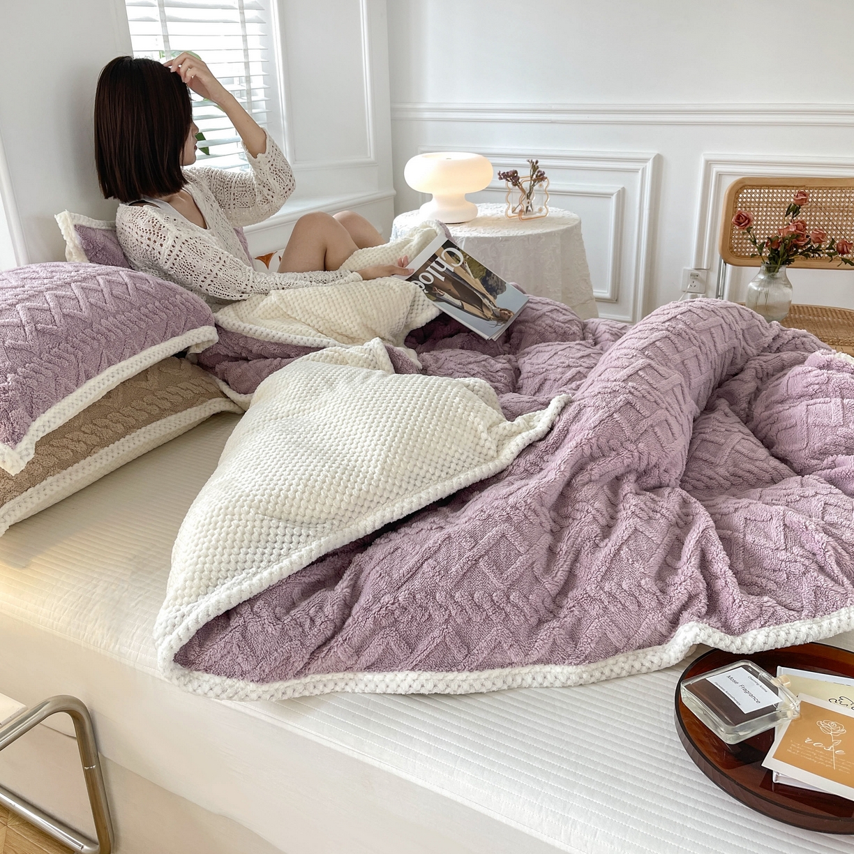 91家纺网 家纺一手货源 找家纺 雅诗帛 冬季加绒四件套云朵绒法莱绒牛奶绒雕花绒水晶绒塔芙绒毛毯学生宿舍保暖加绒加厚珊瑚绒双面绒 芋紫