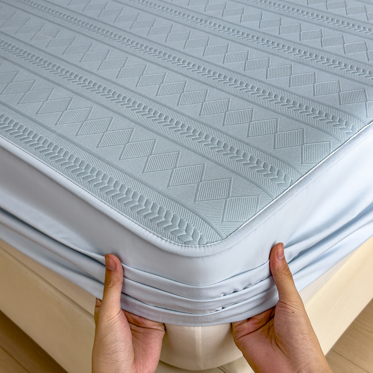 91家纺网 家纺一手货源 找家纺 雅诗帛 2025新款A类柔感彩绒棉夹棉床笠-素菱笺 素菱笺-青釉蓝