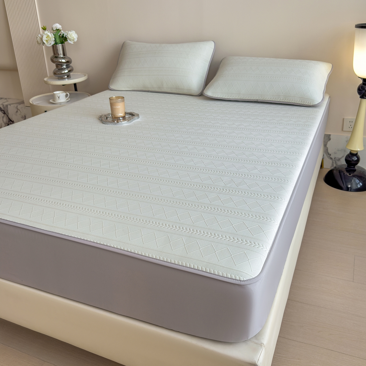 91家纺网 家纺一手货源 找家纺 雅诗帛 2025新款A类柔感彩绒棉夹棉床笠-素菱笺 素菱笺-纱雾青