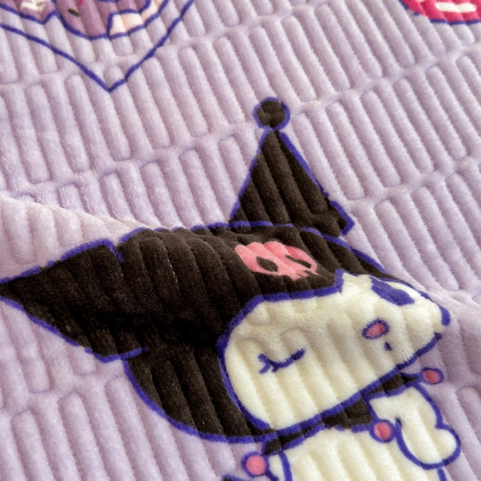 91家纺网 家纺一手货源 找家纺 希诺家居 2025新款三丽鸥正版授权加厚牛奶绒床盖三件套 梦幻库洛米