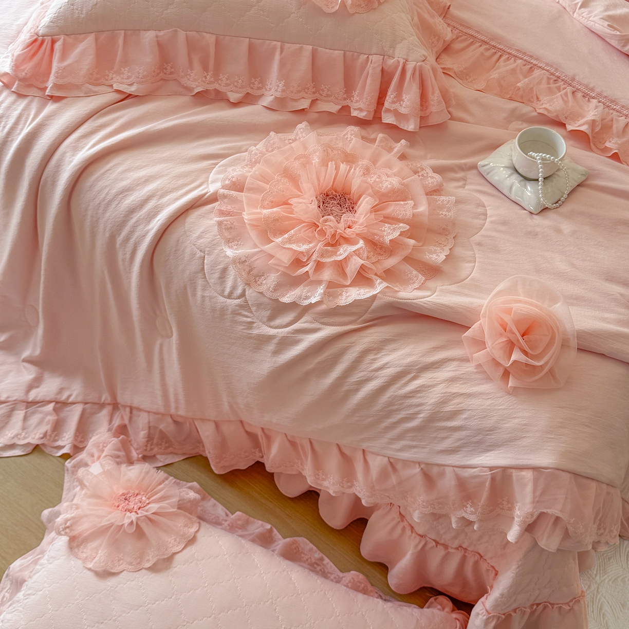 91家纺网 家纺一手货源 找家纺 （总）罗优家纺 2025新款多功能可装被芯花朵可拆卸夏被四件套