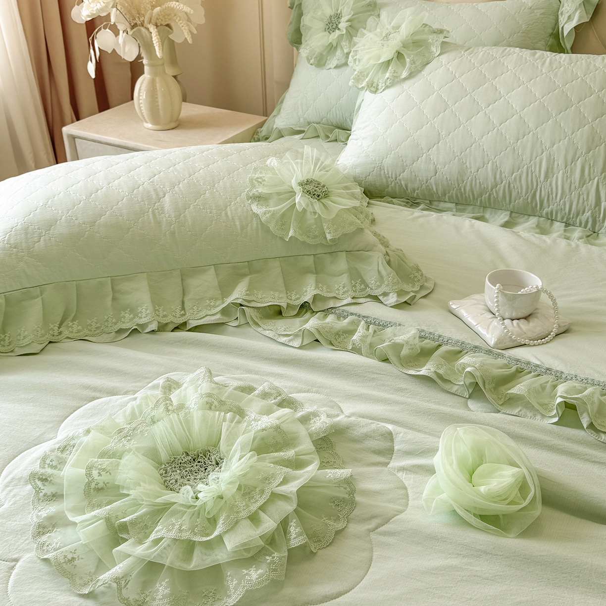 91家纺网 家纺一手货源 找家纺 罗优家纺 2025新款多功能可装被芯花朵可拆卸夏被四件套 绿色