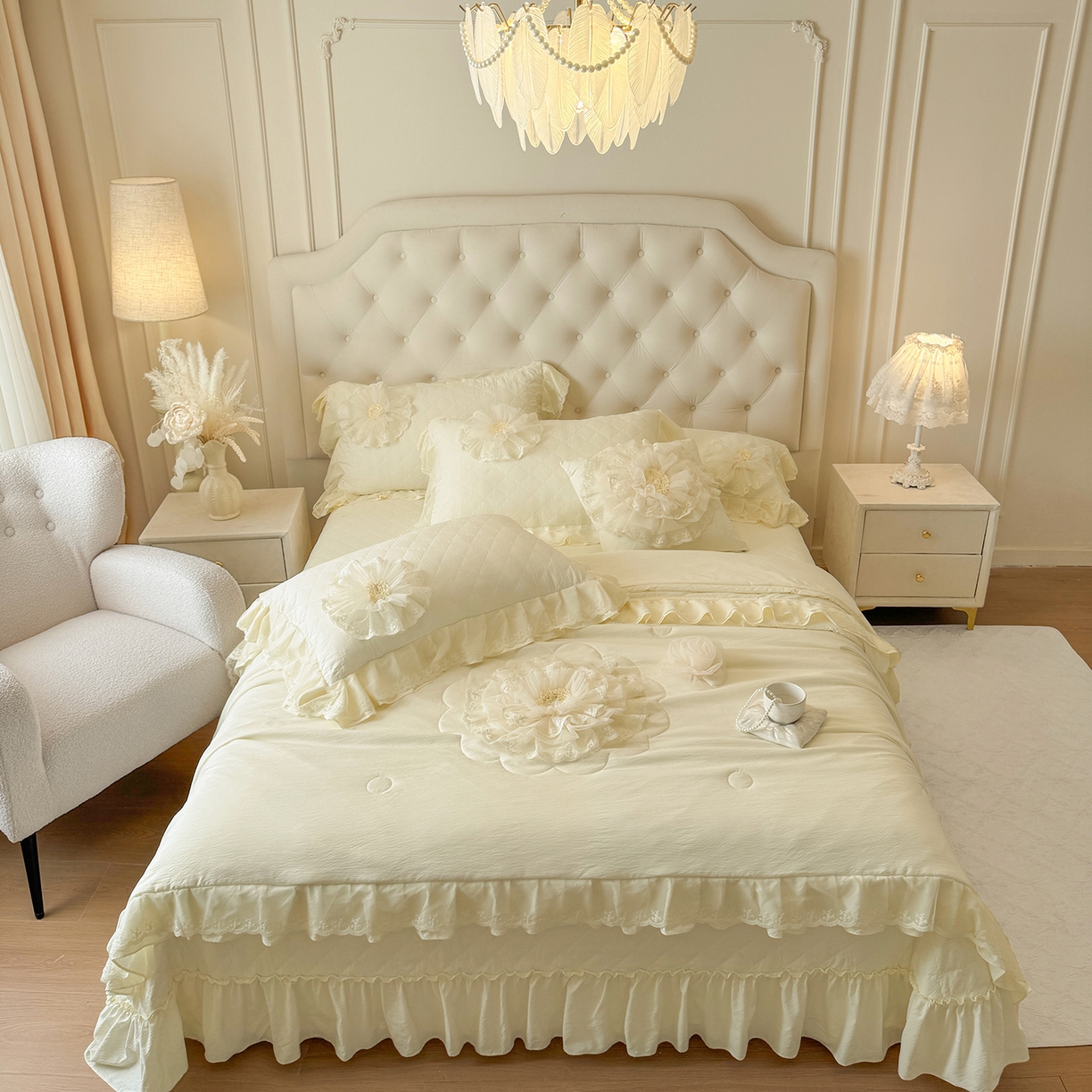 91家纺网 家纺一手货源 找家纺 罗优家纺 2025新款多功能可装被芯花朵可拆卸夏被四件套 米白