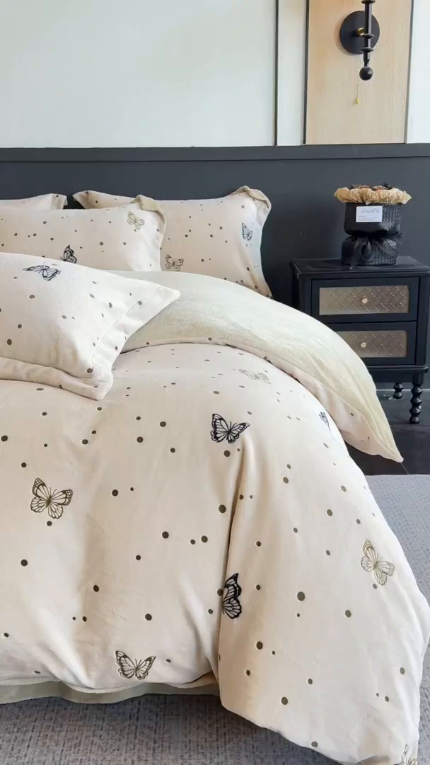 91家纺网 家纺一手货源 找家纺 （总）罗优家纺 2025新款牛奶绒雕花绒四件套