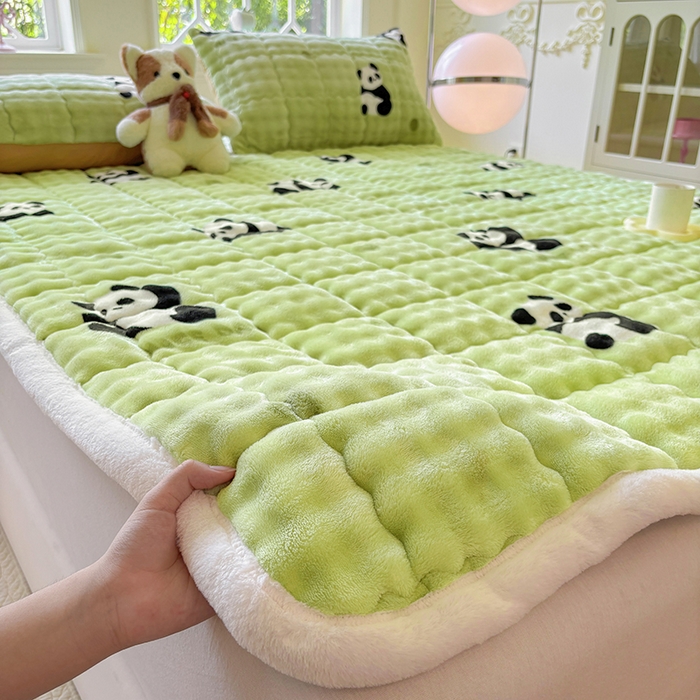 91家纺网 家纺一手货源 找家纺 （总）2025新款印花泡泡兔毛绒床垫学生宿舍床褥软垫