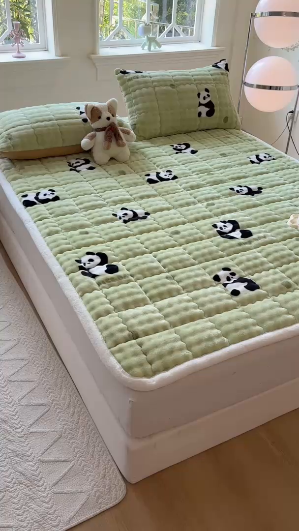 91家纺网 家纺一手货源 找家纺 （总）2025新款印花泡泡兔毛绒床垫学生宿舍床褥软垫