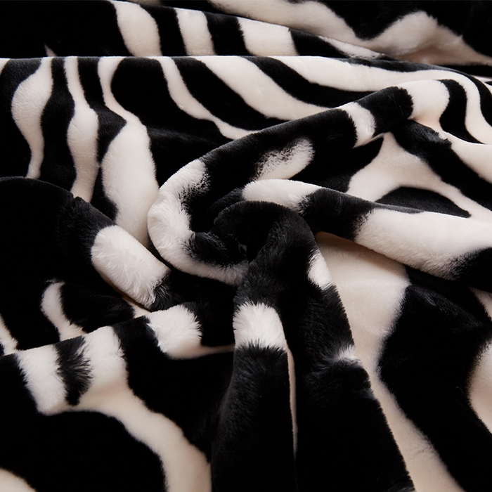 91家纺网 家纺一手货源 找家纺 雅诗帛 【2025年新款】双层加厚冬季毛毯拉舍尔毛毯加绒特厚婚庆结婚送礼毯子盖毯珊瑚绒 北欧斑马