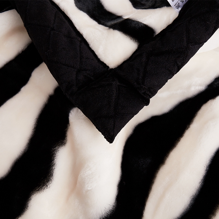 91家纺网 家纺一手货源 找家纺 雅诗帛 【2025年新款】双层加厚冬季毛毯拉舍尔毛毯加绒特厚婚庆结婚送礼毯子盖毯珊瑚绒 北欧斑马