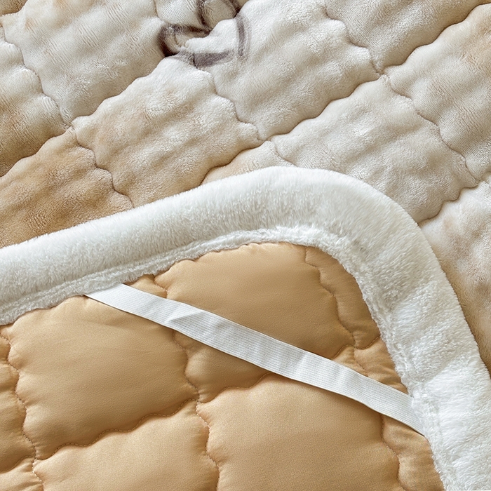 91家纺网 家纺一手货源 找家纺 2025新款印花泡泡兔毛绒床垫学生宿舍床褥软垫 爱心-咖