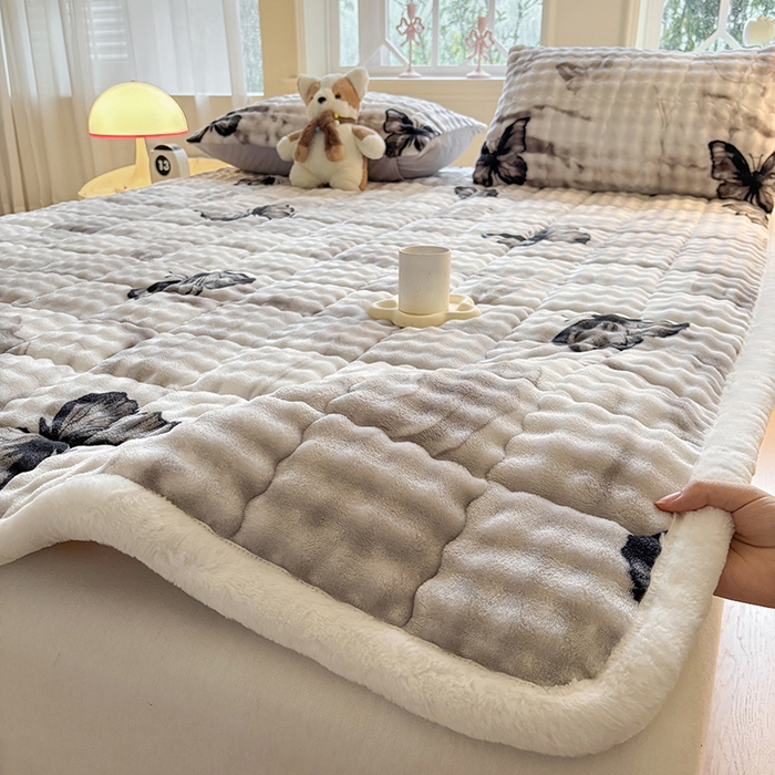 2025新款印花泡泡兔毛绒床垫学生宿舍床褥软垫 灰色大蝴蝶