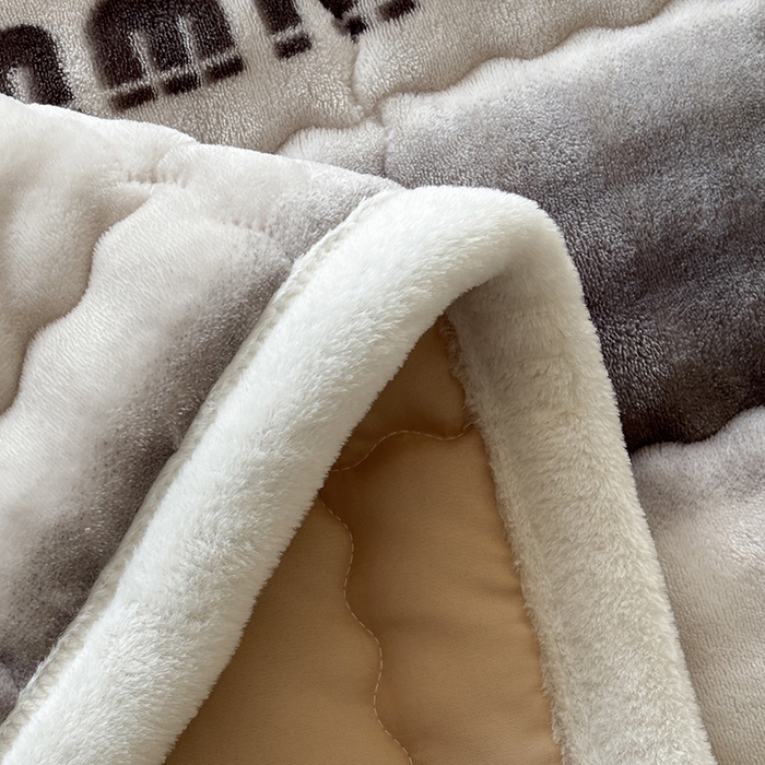 91家纺网 家纺一手货源 找家纺 2025新款印花泡泡兔毛绒床垫学生宿舍床褥软垫 灰色空间