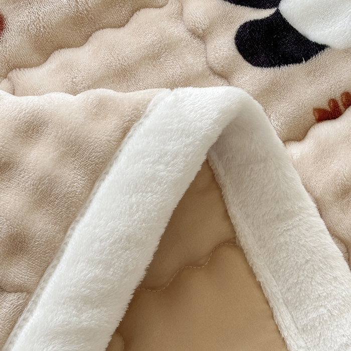 91家纺网 家纺一手货源 找家纺 2025新款印花泡泡兔毛绒床垫学生宿舍床褥软垫 熊猫-咖