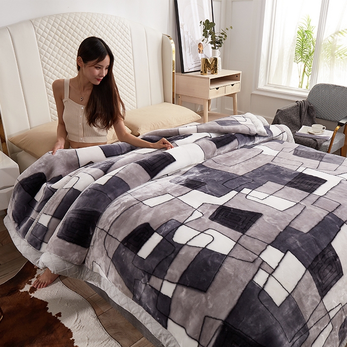 91家纺网 家纺一手货源 找家纺 雅诗帛 【2025年新款】双层加厚冬季毛毯拉舍尔毛毯加绒特厚婚庆结婚送礼毯子盖毯珊瑚绒 简约时尚