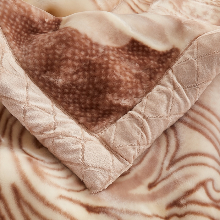 91家纺网 家纺一手货源 找家纺 雅诗帛 【2025年新款】双层加厚冬季毛毯拉舍尔毛毯加绒特厚婚庆结婚送礼毯子盖毯珊瑚绒 牡丹仙子-咖