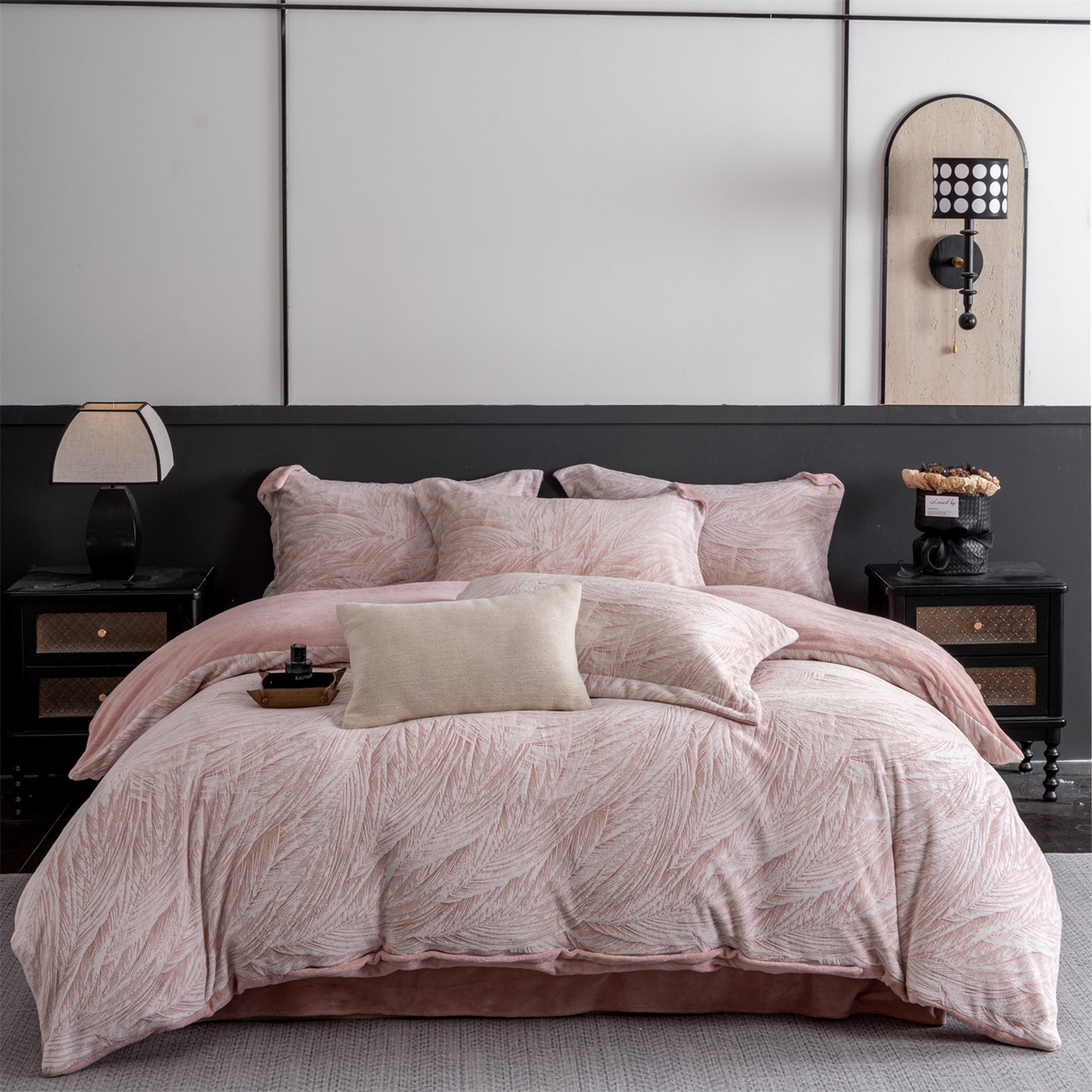 罗优家纺 2025新款牛奶绒雕花绒四件套 芦苇-粉