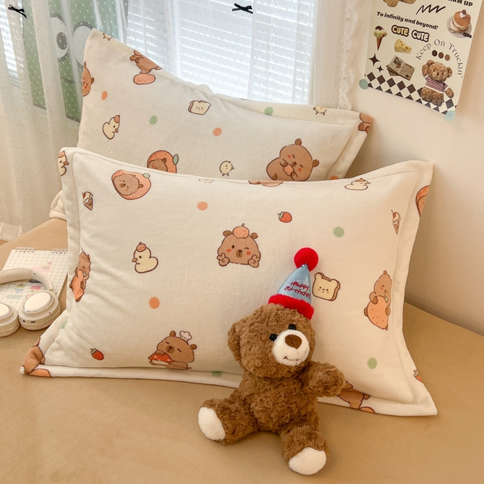 倾慕  2026新款高克重时尚印花牛奶绒单枕套 小巴拉