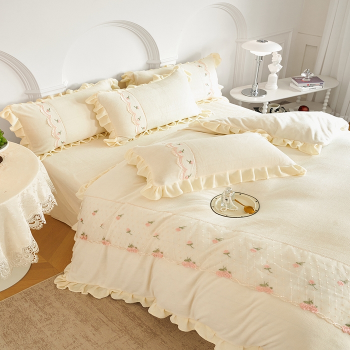 91家纺网 家纺一手货源 找家纺 （总）舒咪欧 2025新款牛奶绒刺绣花边 法式公主风四件套艾莎系列