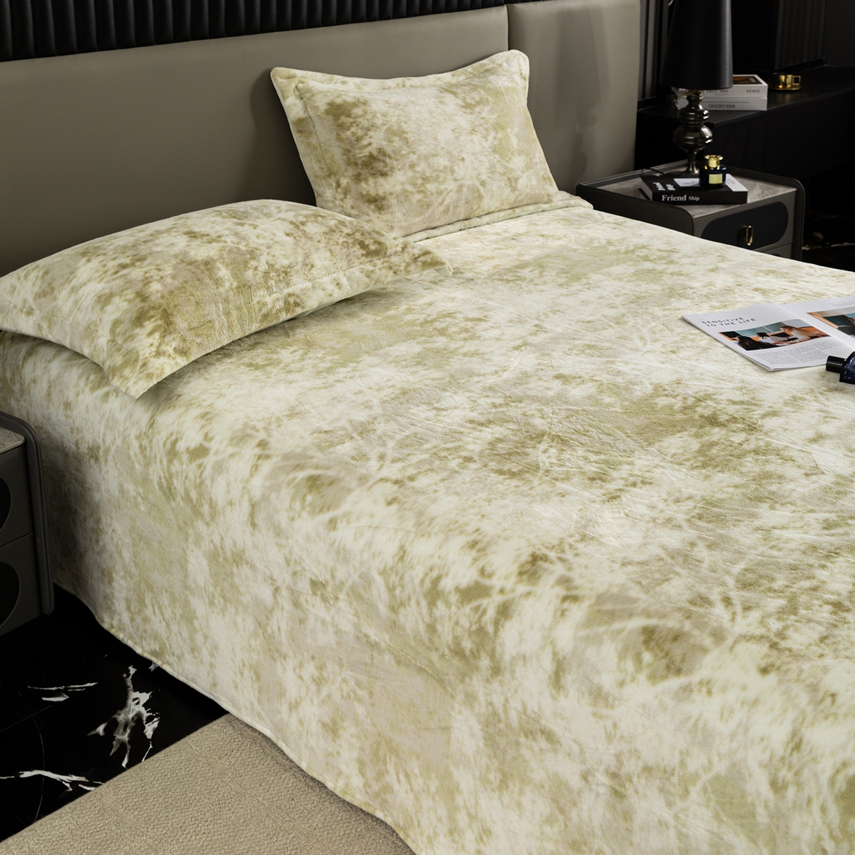 91家纺网 家纺一手货源 找家纺 锦罗绣 2025新款全消光兔绒300克牛奶绒床单 绿野仙踪