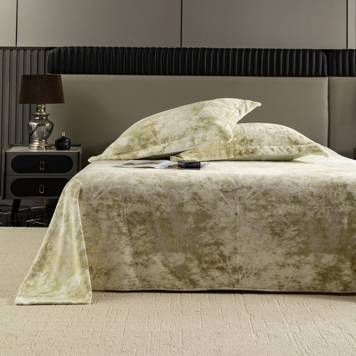 91家纺网 家纺一手货源 找家纺 锦罗绣 2025新款全消光兔绒300克牛奶绒床单 绿野仙踪