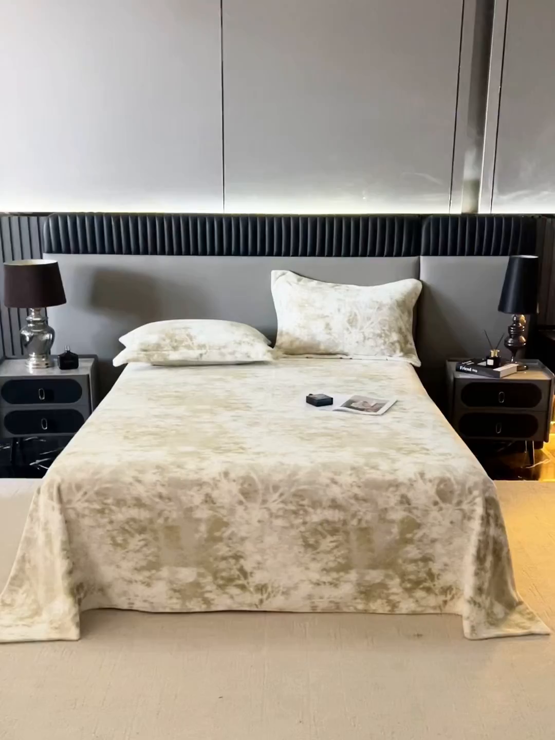 91家纺网 家纺一手货源 找家纺 锦罗绣 2025新款全消光兔绒300克牛奶绒床单 绿野仙踪