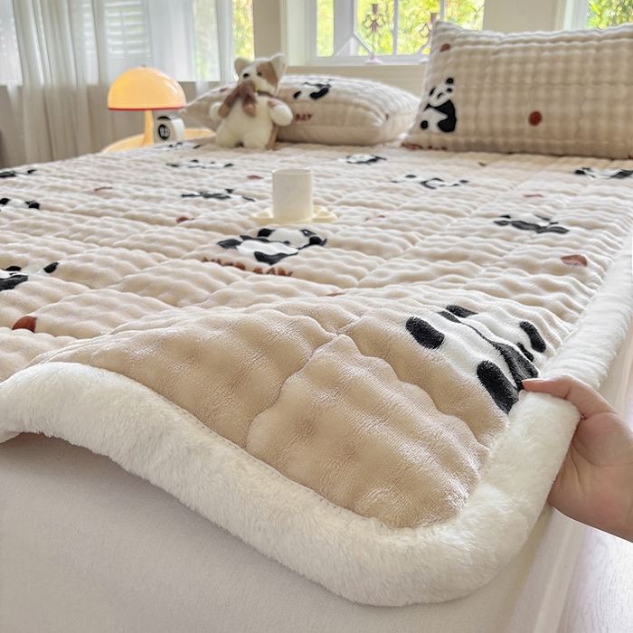 91家纺网 家纺一手货源 找家纺 （总）2025新款印花泡泡兔毛绒床垫学生宿舍床褥软垫