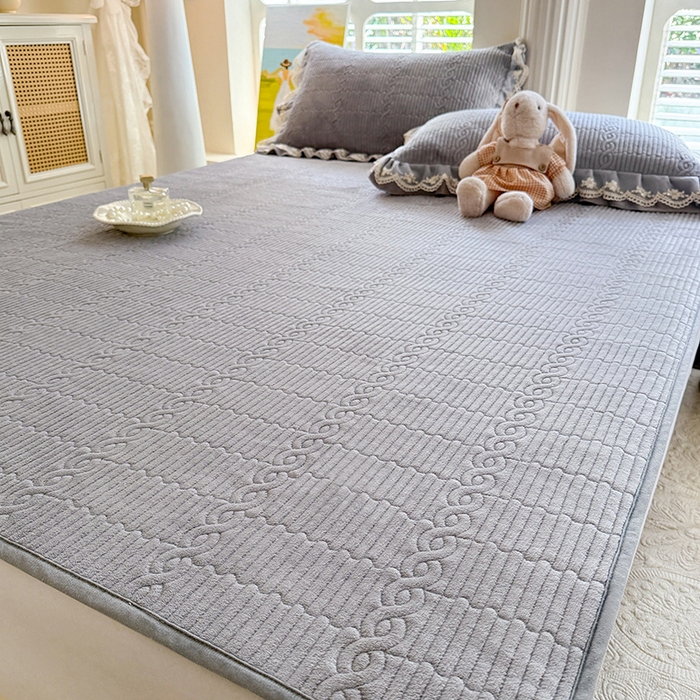 91家纺网 家纺一手货源 找家纺 （总）美达家纺 2025新款牛奶绒纯色夹棉床垫（可定制）