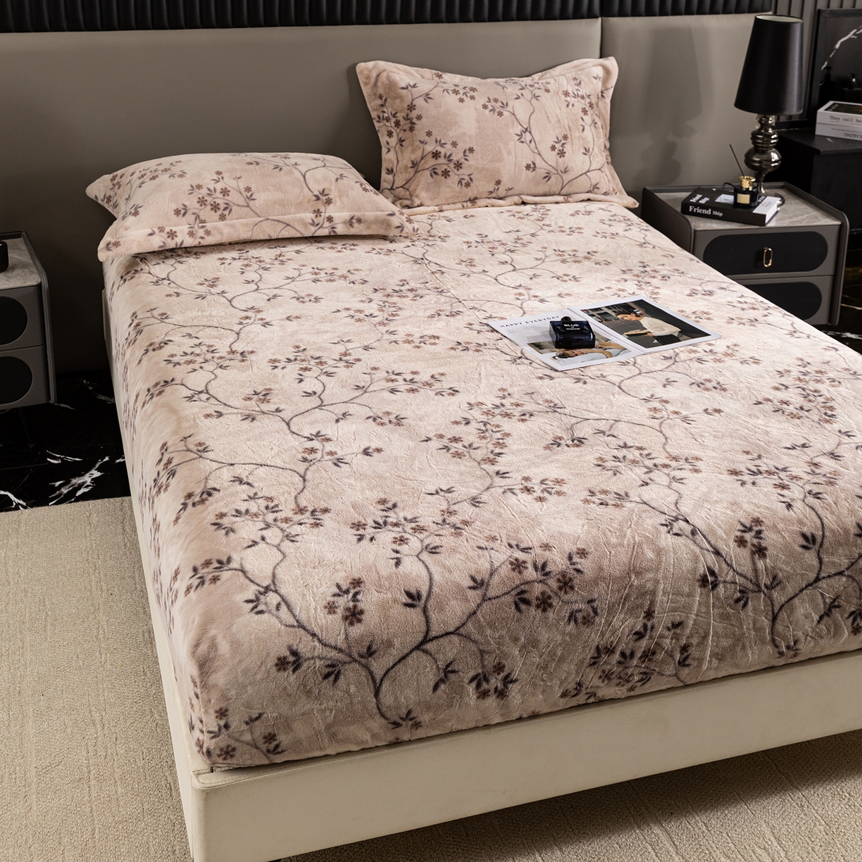 91家纺网 家纺一手货源 找家纺 （总）锦罗绣 2025新款全消光兔绒300克牛奶绒床笠