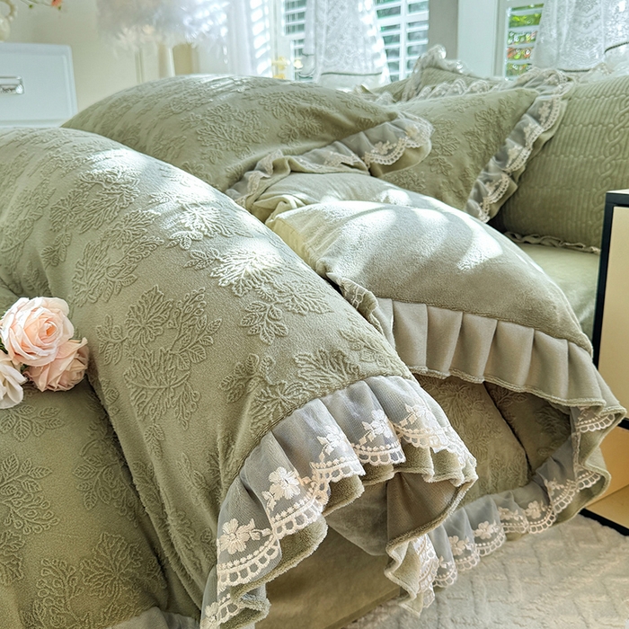 91家纺网 家纺一手货源 找家纺 （总）美达家纺 2025新款牛奶绒雕花系列床单四件套