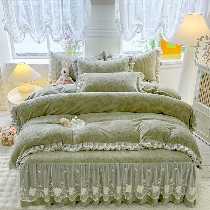 美达家纺 2025新款牛奶绒雕花系列床裙四件套 床裙-枫叶-绿