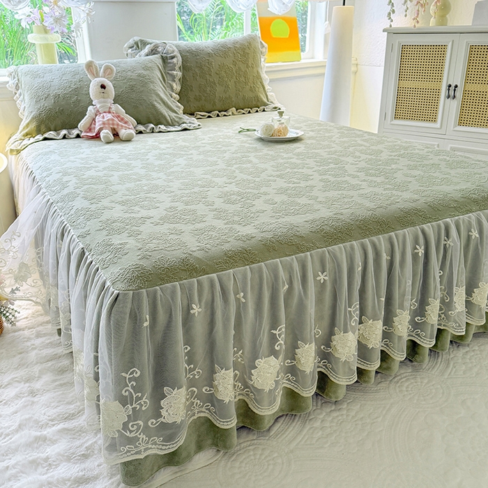 91家纺网 家纺一手货源 找家纺 （总）美达家纺 2025新款牛奶绒雕花系列床裙四件套（可定制）