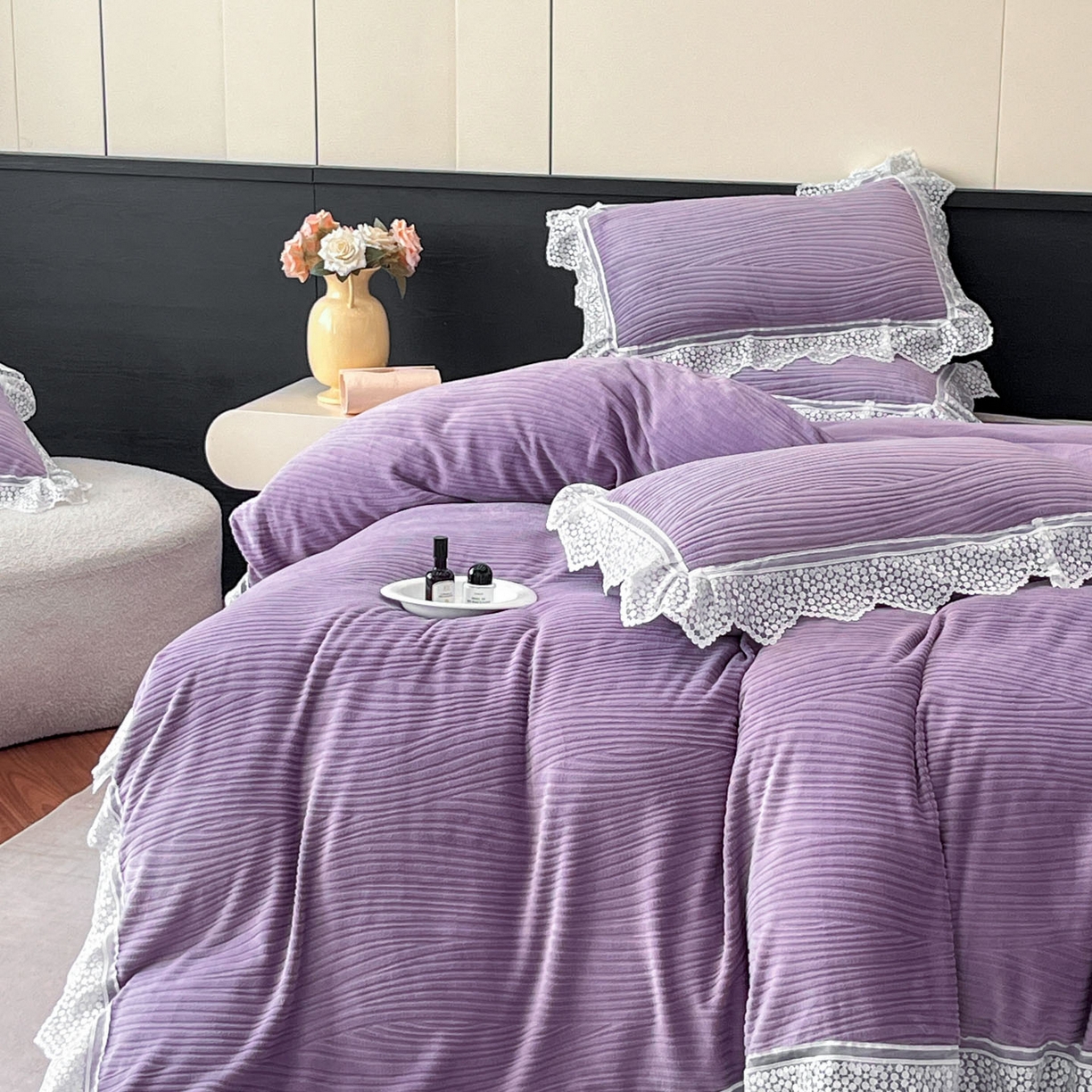 91家纺网 家纺一手货源 找家纺 爱家（原缔乐家纺） 2025新款A类牛奶雕花绒四件套系列 维多利梦幻紫