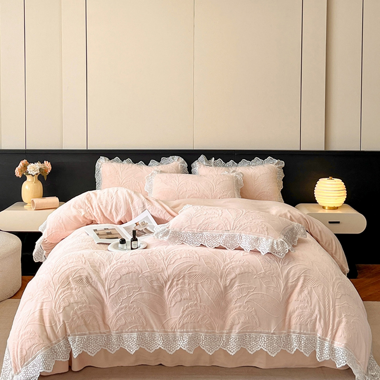 91家纺网 家纺一手货源 找家纺 （总）爱家（原缔乐家纺） 2025新款A类牛奶雕花绒四件套系列（床盖加20）