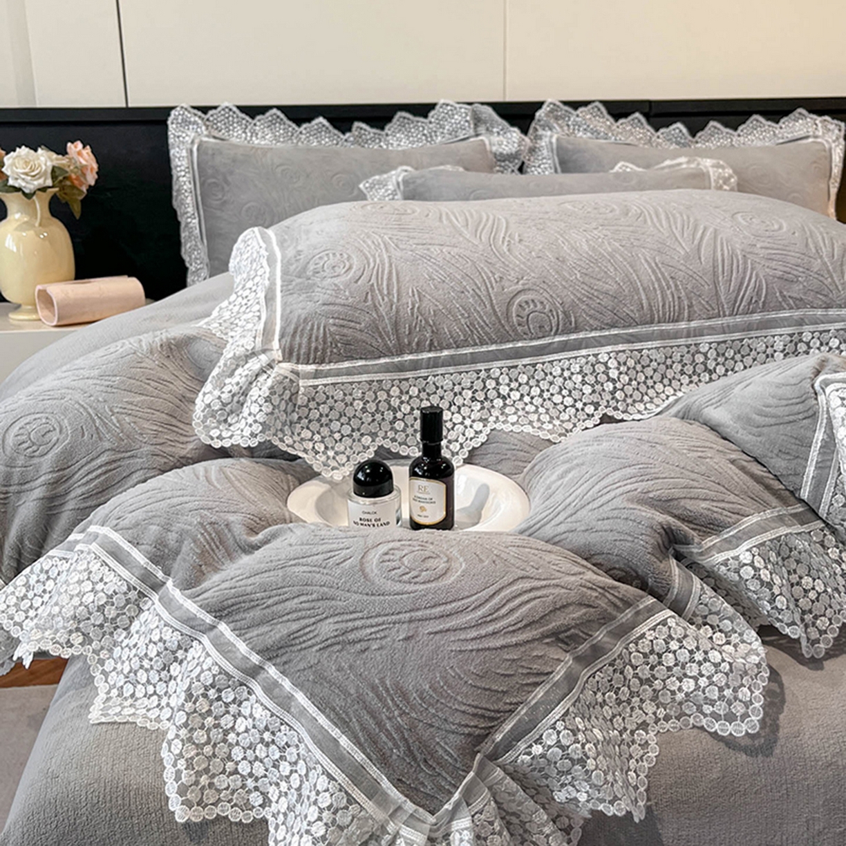 爱家（原缔乐家纺） 2025新款A类牛奶雕花绒四件套系列 锦羽-高雅灰