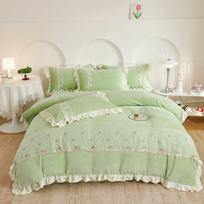 91家纺网 家纺一手货源 找家纺 （总）舒咪欧 2025新款牛奶绒刺绣花边 法式公主风四件套艾莎系列