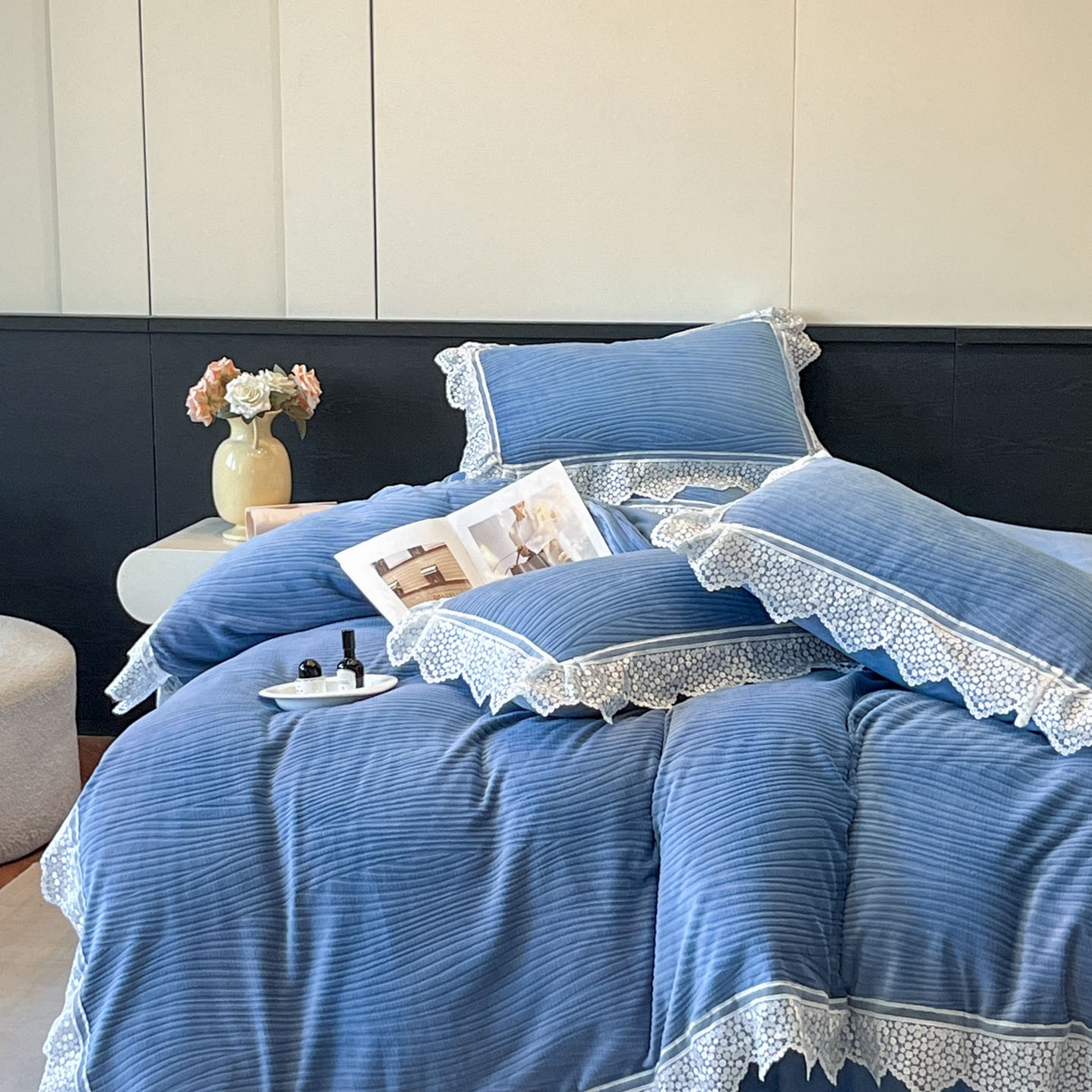 91家纺网 家纺一手货源 找家纺 爱家（原缔乐家纺） 2025新款A类牛奶雕花绒四件套系列 维多利-宾利兰