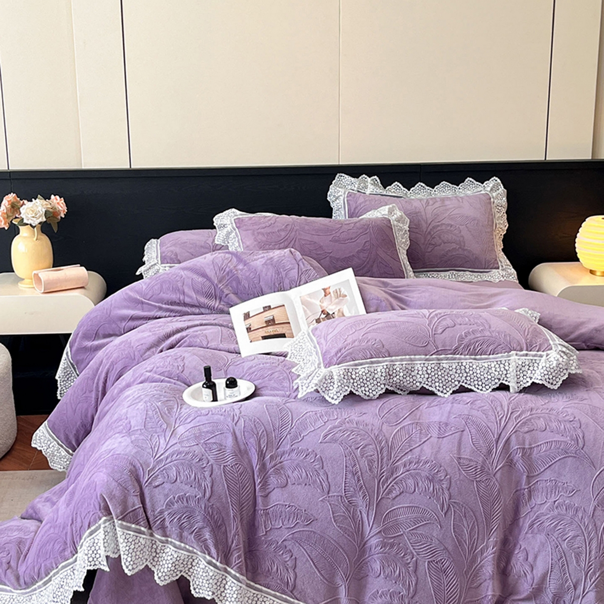 91家纺网 家纺一手货源 找家纺 爱家（原缔乐家纺） 2025新款A类牛奶雕花绒四件套系列 海岛热恋梦幻紫