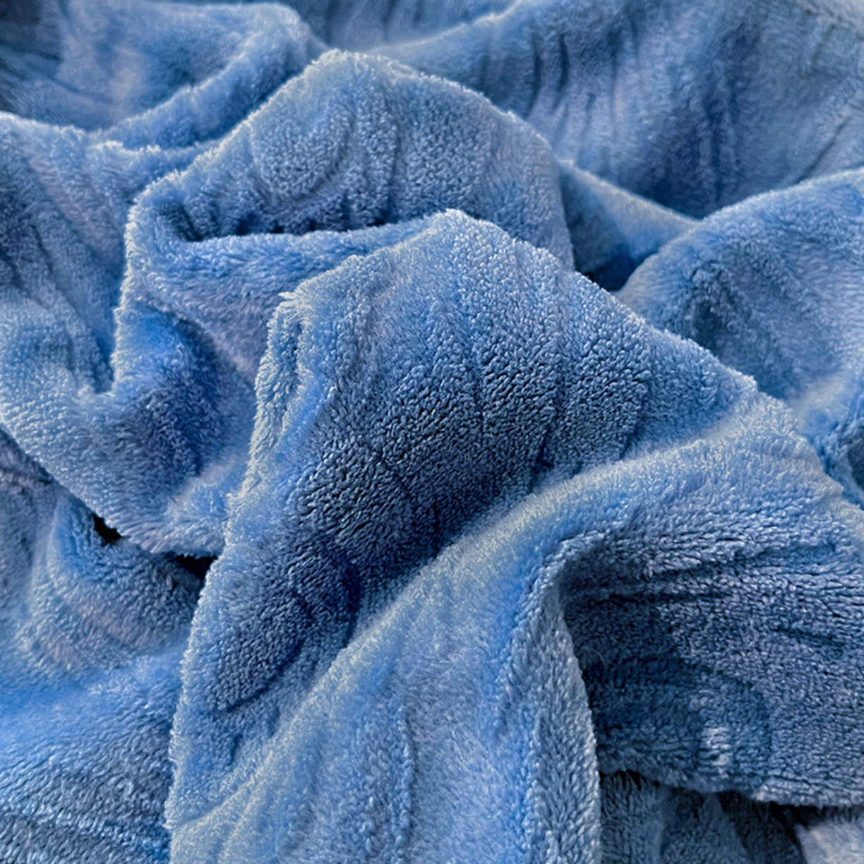 91家纺网 家纺一手货源 找家纺 爱家（原缔乐家纺） 2025新款A类牛奶雕花绒四件套系列 锦羽-宾利兰