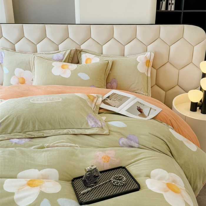 91家纺网 家纺一手货源 找家纺 喜四方 2025新款超细旦婴儿宝宝绒印花四件套 初心-绿