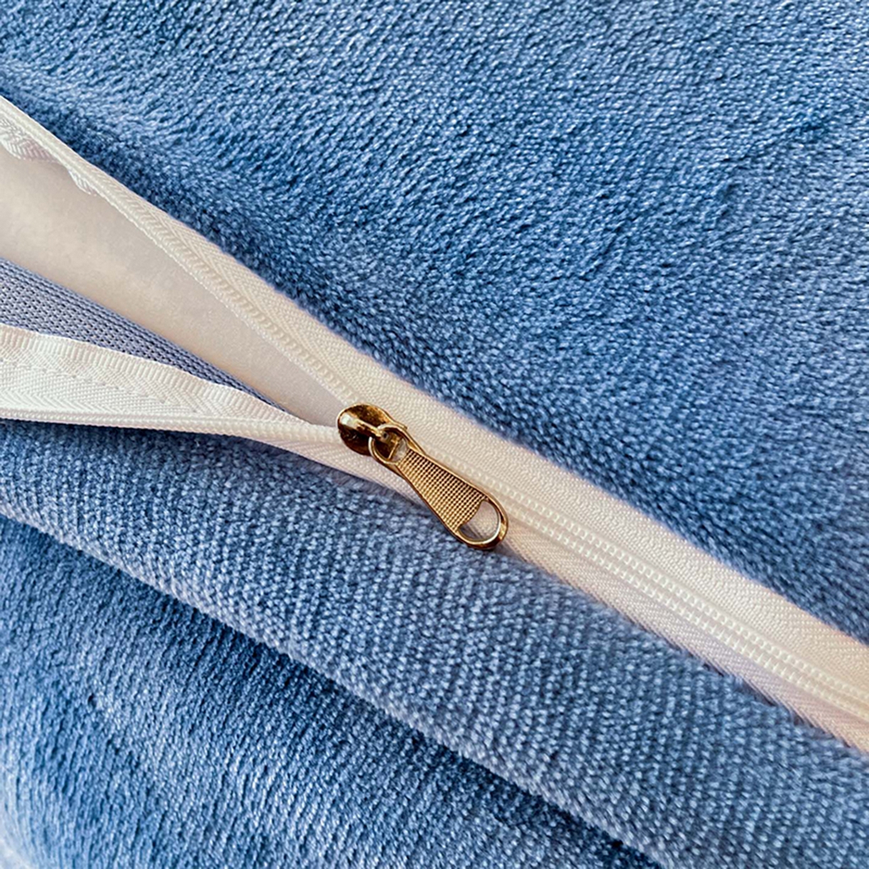 91家纺网 家纺一手货源 找家纺 爱家（原缔乐家纺） 2025新款A类牛奶雕花绒四件套系列 海岛热恋-宾利兰