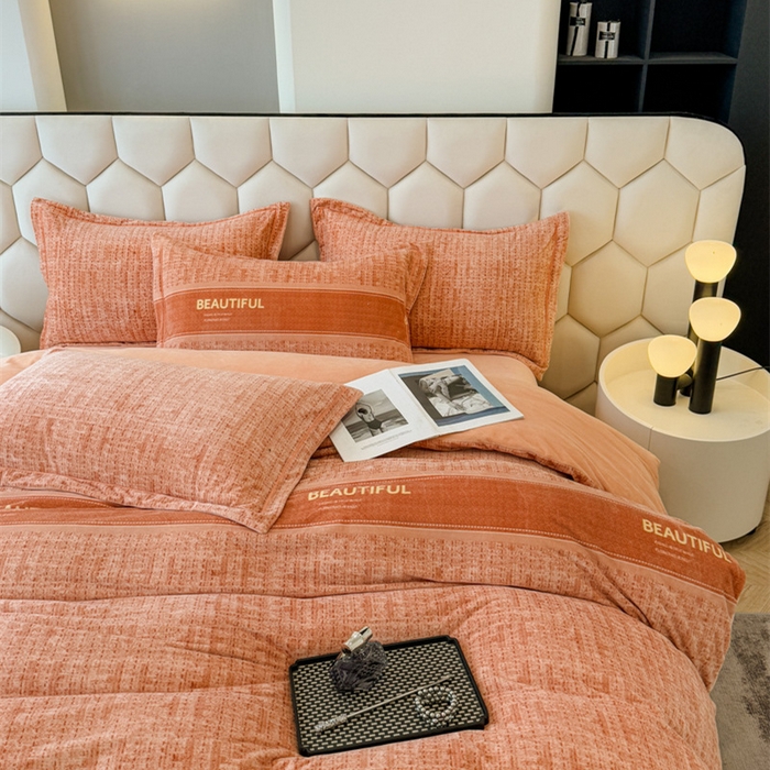 91家纺网 家纺一手货源 找家纺 喜四方 2025新款超细旦婴儿宝宝绒印花四件套 都市柏林