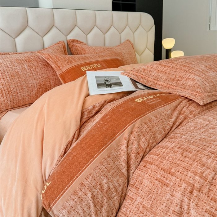 91家纺网 家纺一手货源 找家纺 喜四方 2025新款超细旦婴儿宝宝绒印花四件套 都市柏林