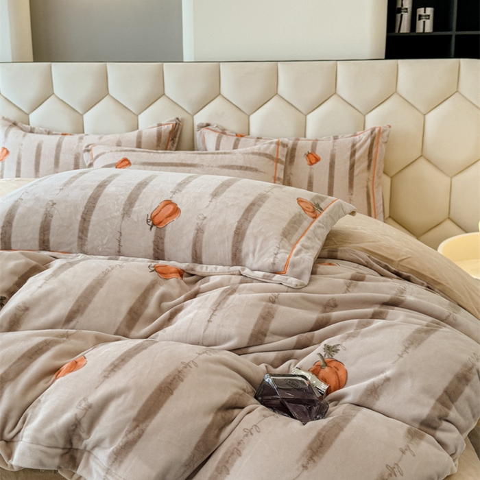 91家纺网 家纺一手货源 找家纺 喜四方 2025新款超细旦婴儿宝宝绒印花四件套 番禧