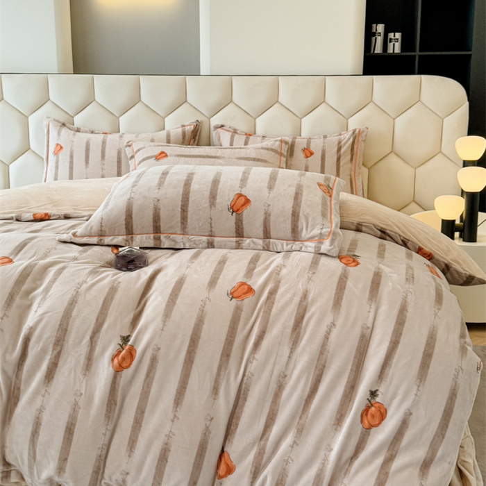 91家纺网 家纺一手货源 找家纺 喜四方 2025新款超细旦婴儿宝宝绒印花四件套 番禧