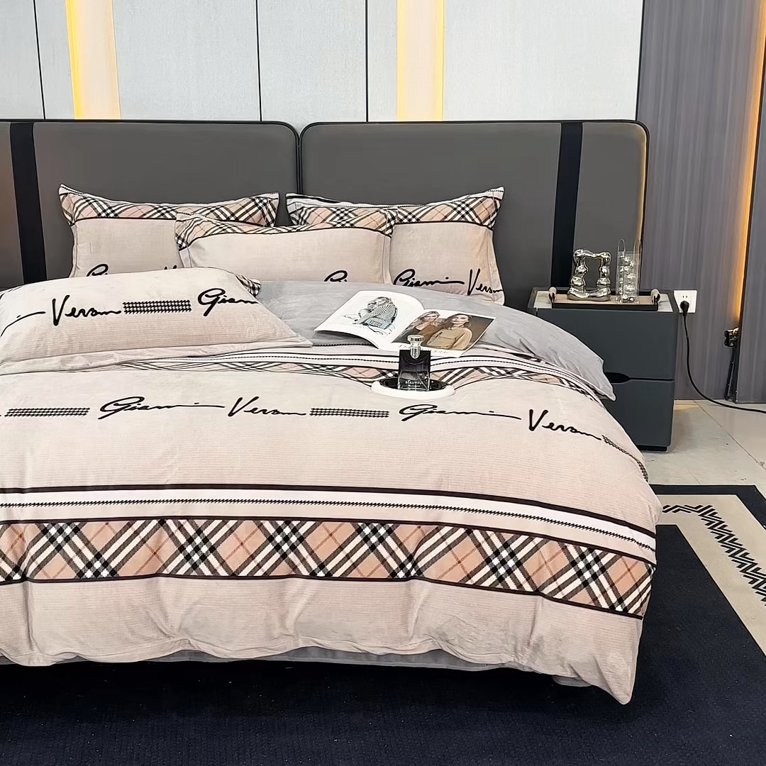 91家纺网 家纺一手货源 找家纺 喜四方 2025新款超细旦婴儿宝宝绒印花四件套 罗拉