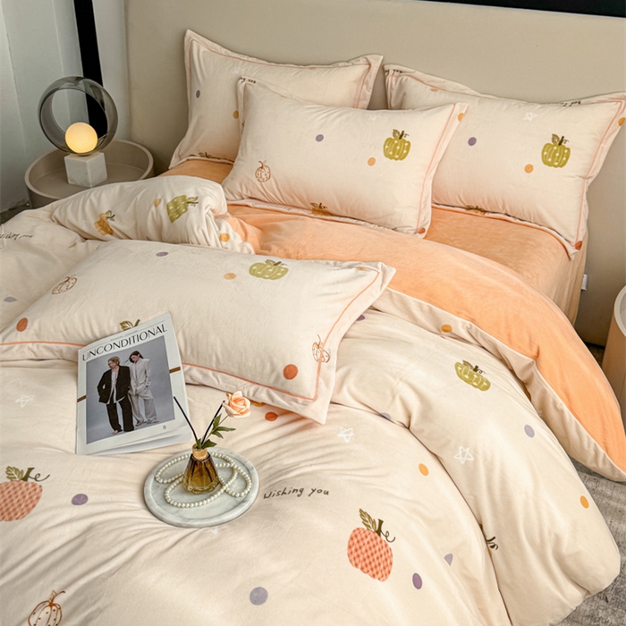 91家纺网 家纺一手货源 找家纺 喜四方 2025新款超细旦婴儿宝宝绒印花四件套 梦幻乐园 -米