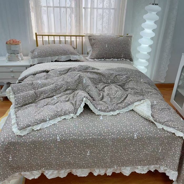 91家纺网 家纺一手货源 找家纺 暖居 2025新款法式纯棉砂洗棉花床盖三件套同款豆豆被双面纯棉被套 欧若拉